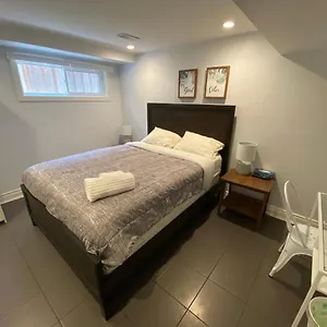 Yonge And Finch Subway !s Spacious And Modern Private Bd With Shared Bathroom Canada