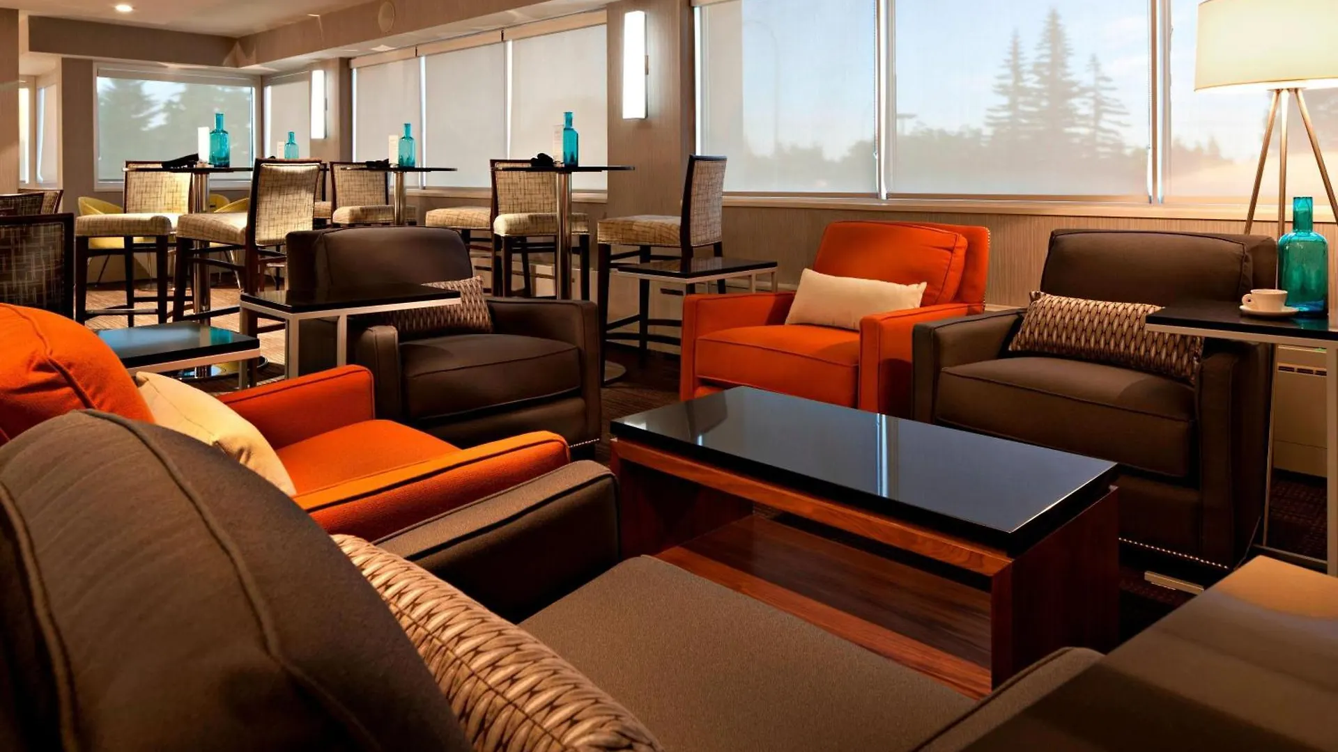 Delta Hotels By Marriott Calgary South 4*,