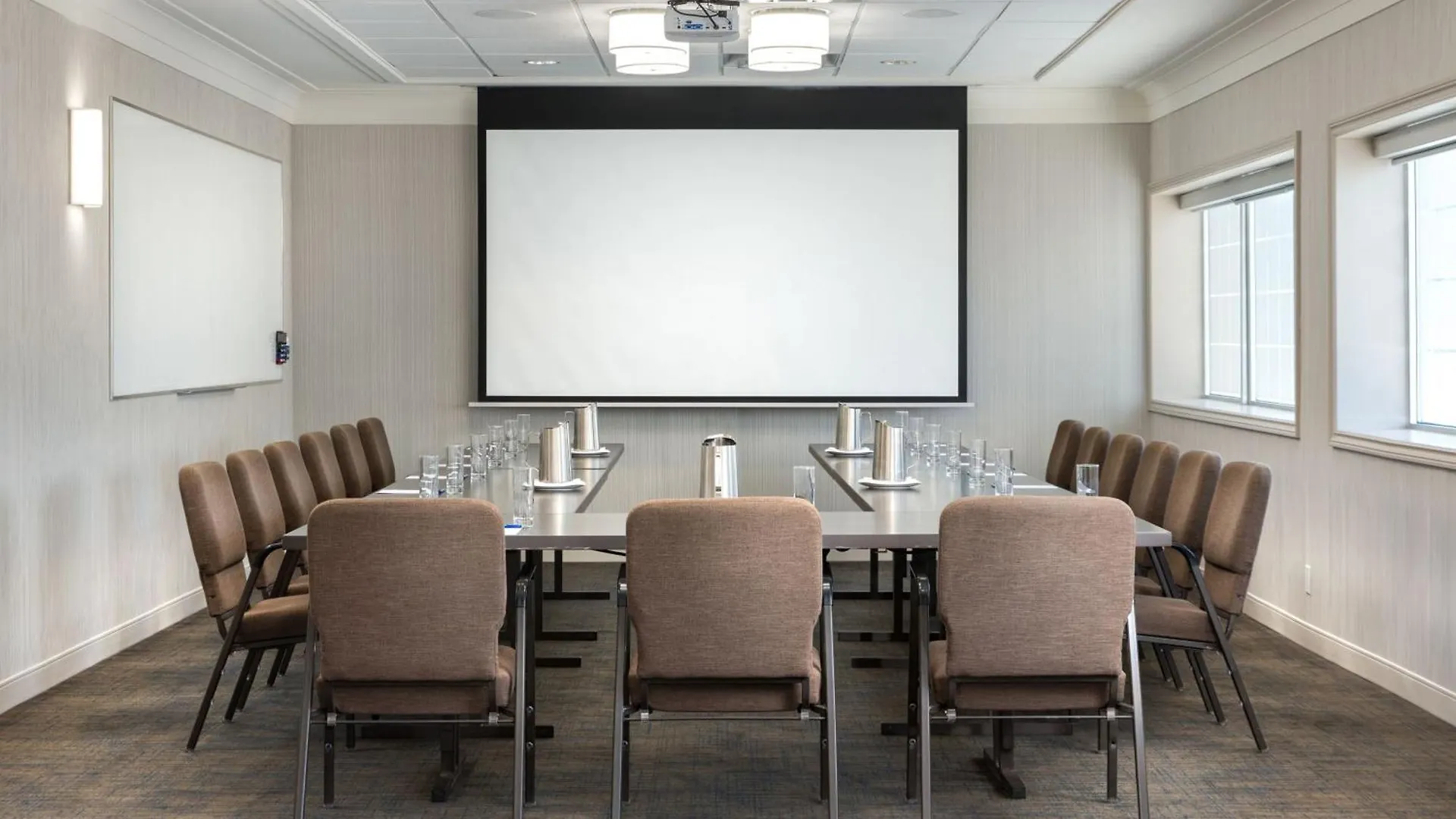 Delta Hotels By Marriott Calgary South
